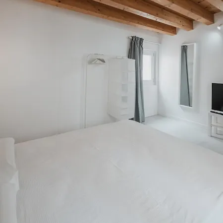 Art Collection By Wonderful Italy Apartment