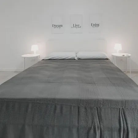 Apartment Art Collection By Wonderful Italy